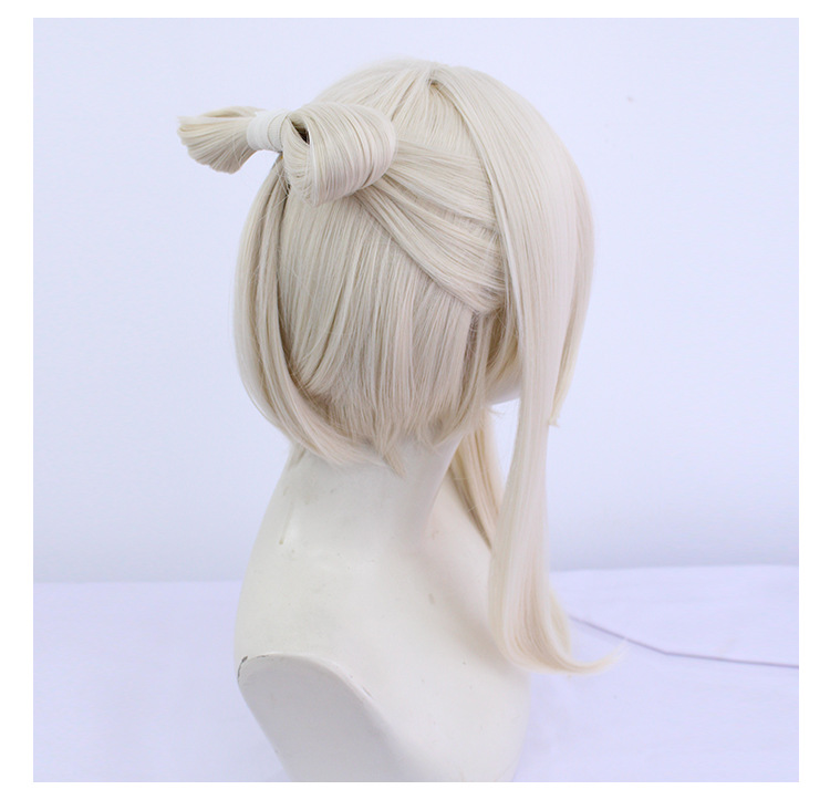 Perfection in cosplay with this light blonde anime wig. The included cap ensures a snug fit, making it a must-have accessory for an authentic and stylish appearance