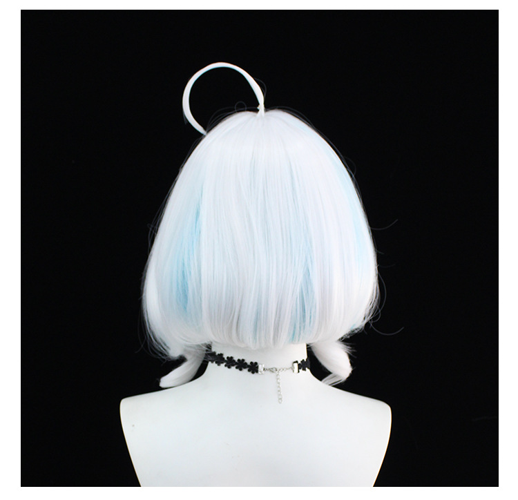 Discover contemporary chic with this silver short wig designed with a cap, ideal for adult anime fans. The cap provides a snug fit, ensuring you showcase your cosplay with confidence