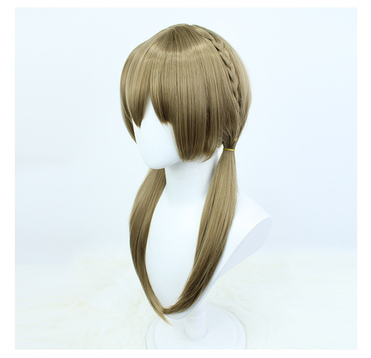 Embrace a masculine anime style with this brown long wig tailored for men, featuring a sleek cap for a trendy and versatile look
