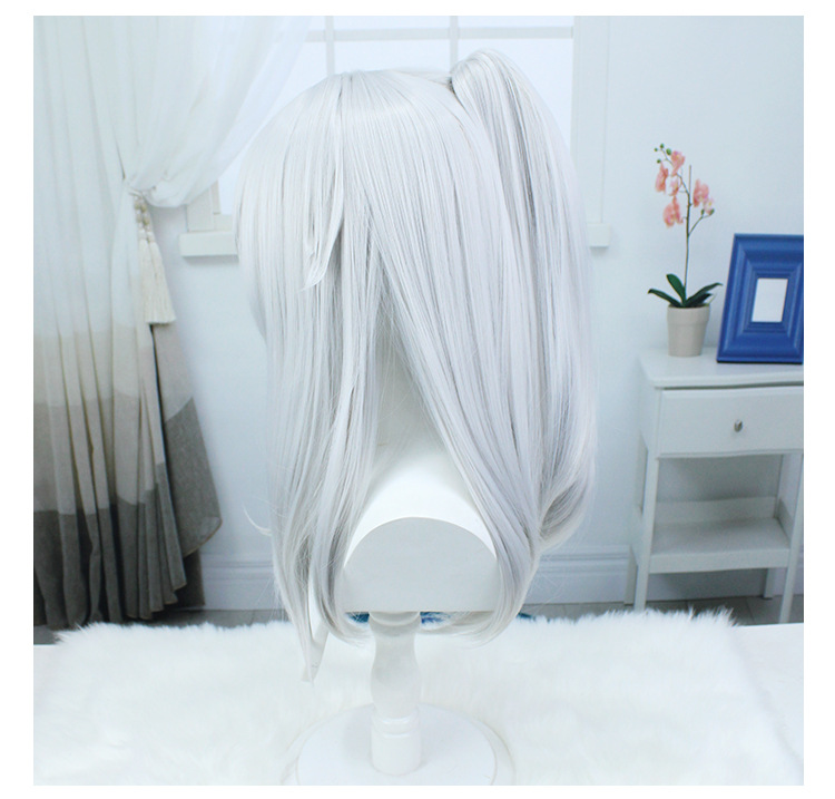 Experience chic versatility with this white long wig designed for anime fans. The included cap enhances comfort, making it the perfect accessory for seamless character transformations, from heroes to villains