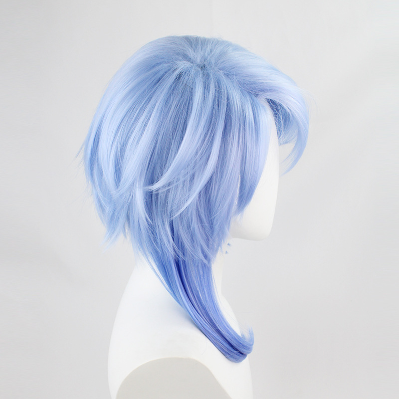 Essential light blue short hair wig for cosplay enthusiasts. Stand out at events with this chic and comfortable accessory that complements various characters