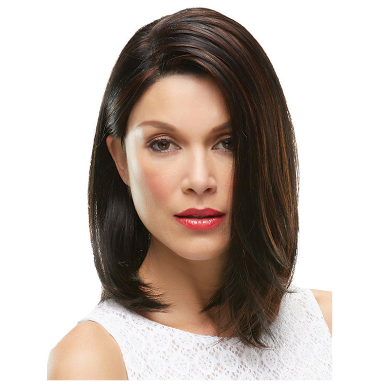 Stylish brown highlight synthetic wig featuring short straight hair, designed for women